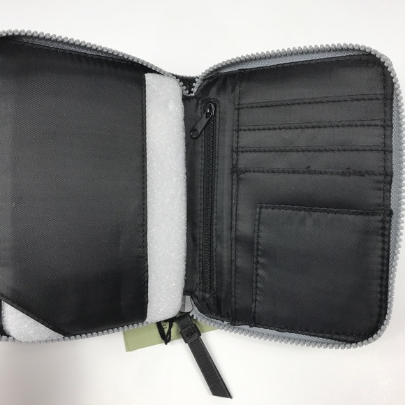 Passport/Devotional Wallet Travel Organizer - Picture 2 of 3